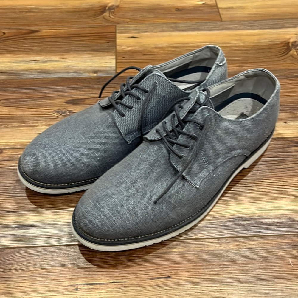 Mens Express dress shoe